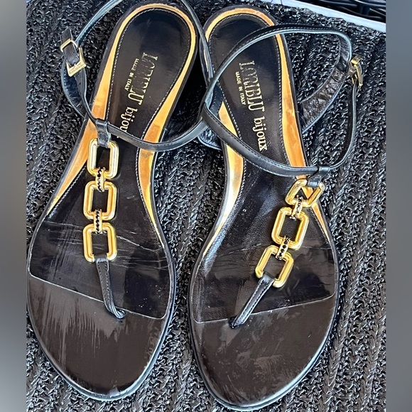 Loriblu Shoes - Loriblu Bijoux black thong sandals with gold chain